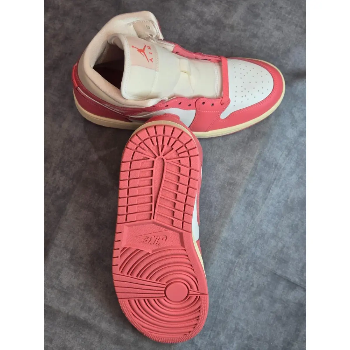 Nike shoes - Air Jordan 1 Mid - Air Mid - BQ6472-109 - Pink 2
