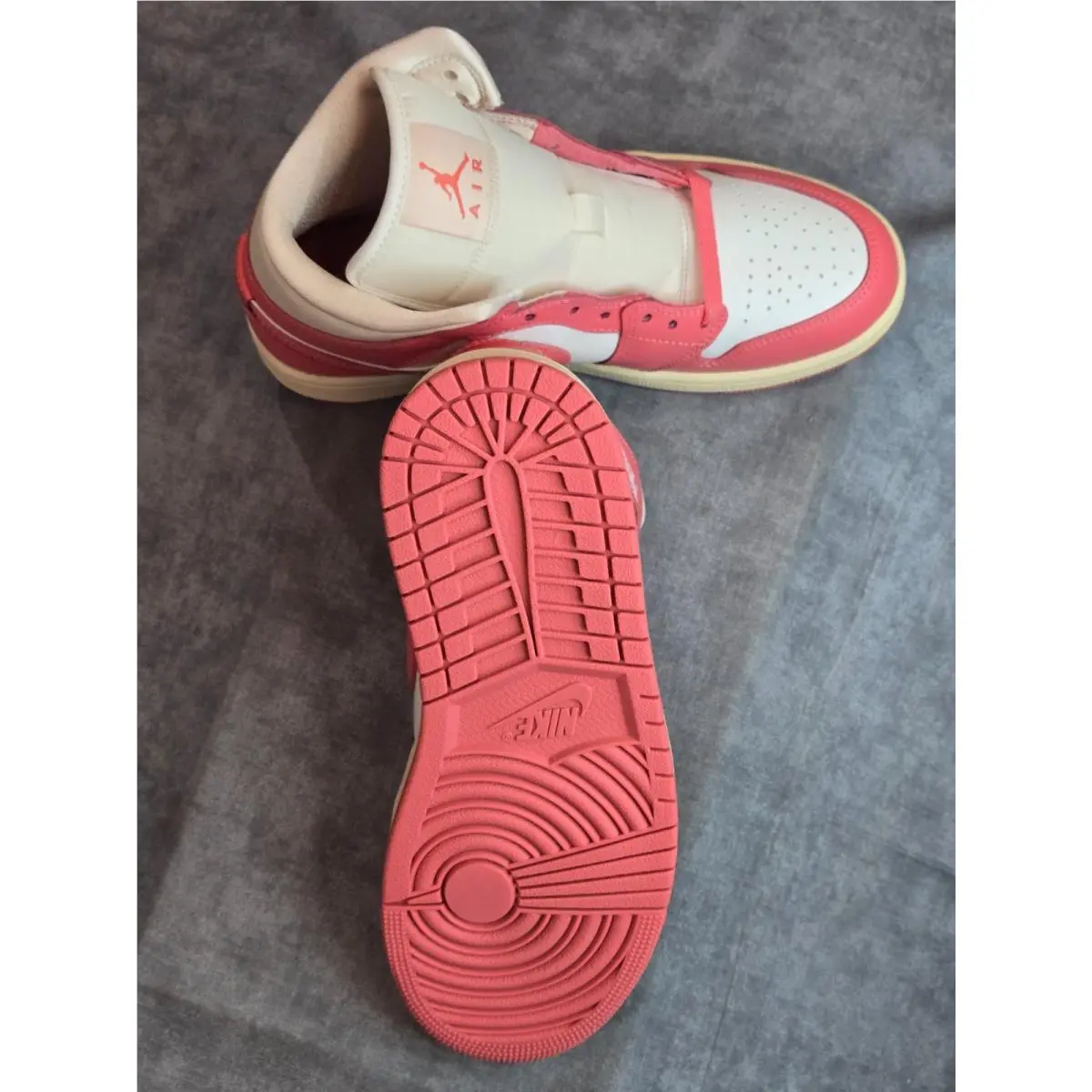 Nike shoes - Air Jordan 1 Mid - Air Mid - BQ6472-109 - Pink 3