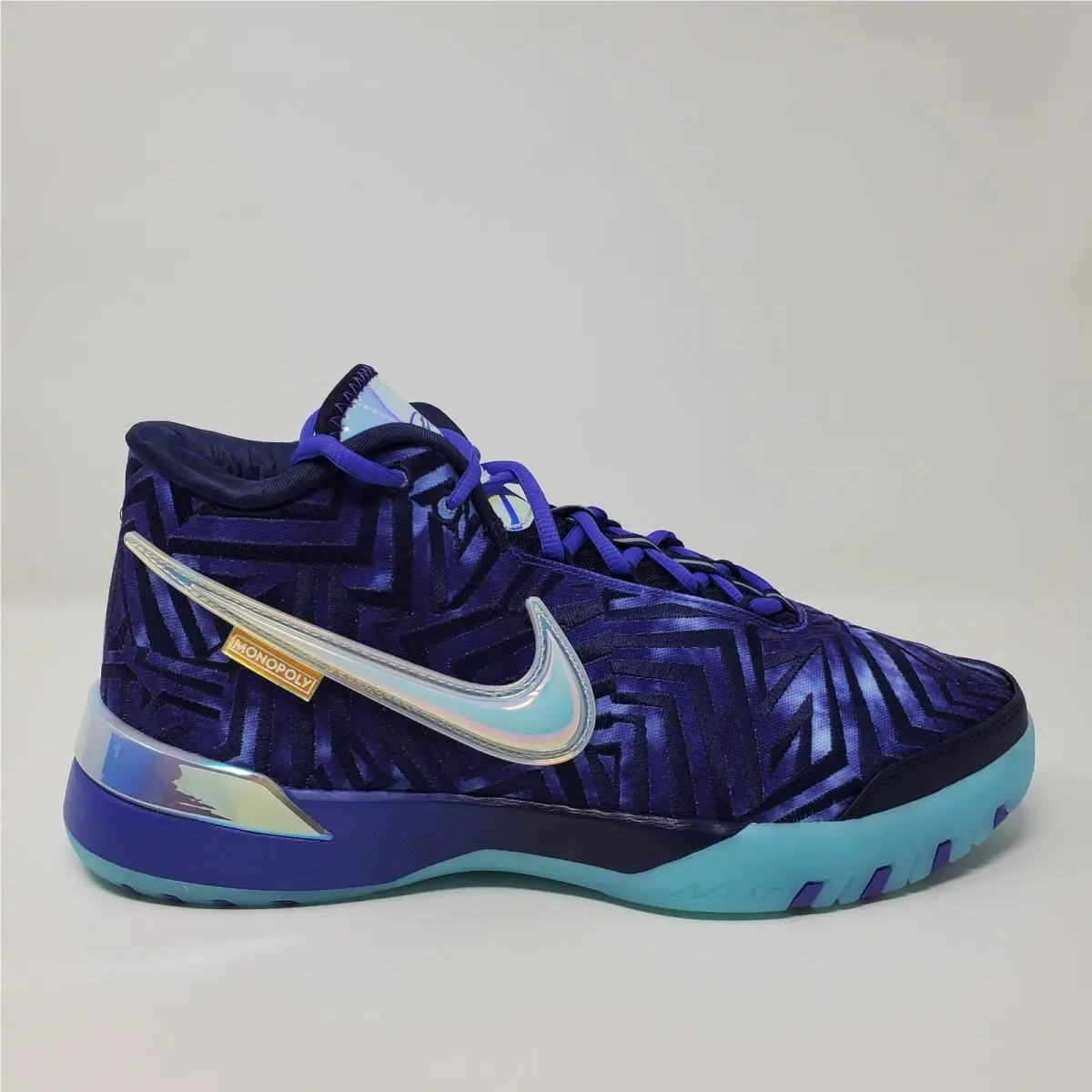 Nike shoes - LBJ NXXT GENISUS QS - LBJ NXXT GENISUS - IB1272-501 - Purple 2