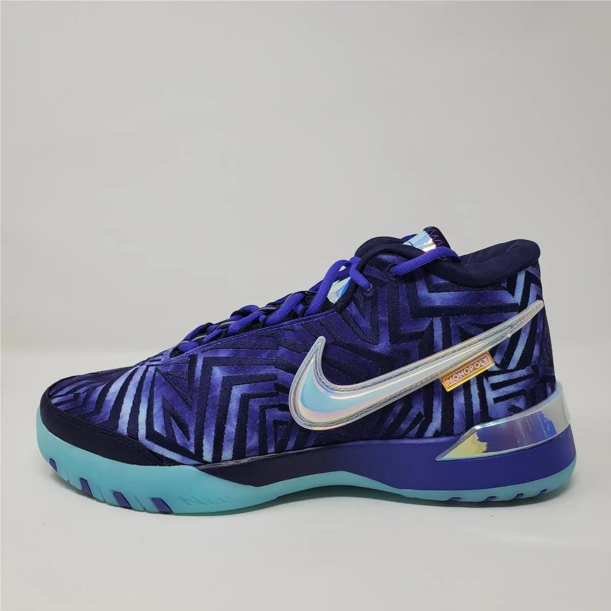Nike shoes - LBJ NXXT GENISUS QS - LBJ NXXT GENISUS - IB1272-501 - Purple 3