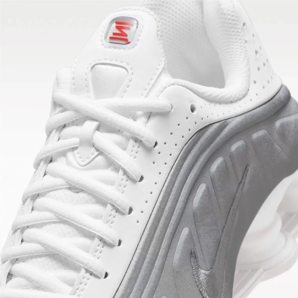 Nike shoes - Nike Shox R4 - Shox - CW2626 101 - White 3