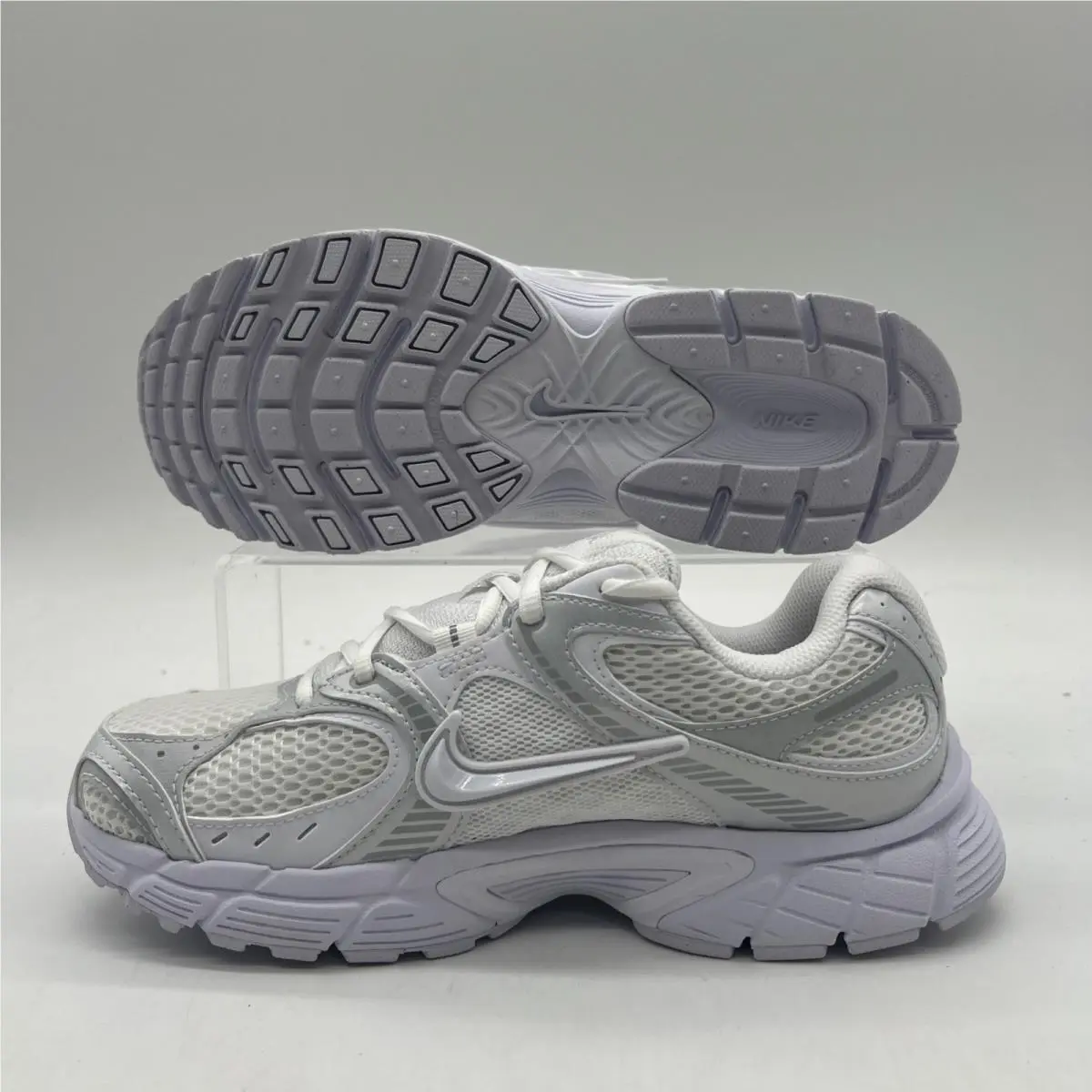 Nike shoes - Nike V5 RNR - RNR - HQ7901-101 - White 2