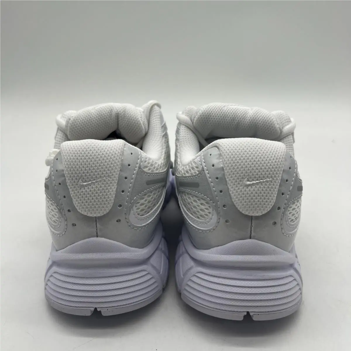 Nike shoes - Nike V5 RNR - RNR - HQ7901-101 - White 4