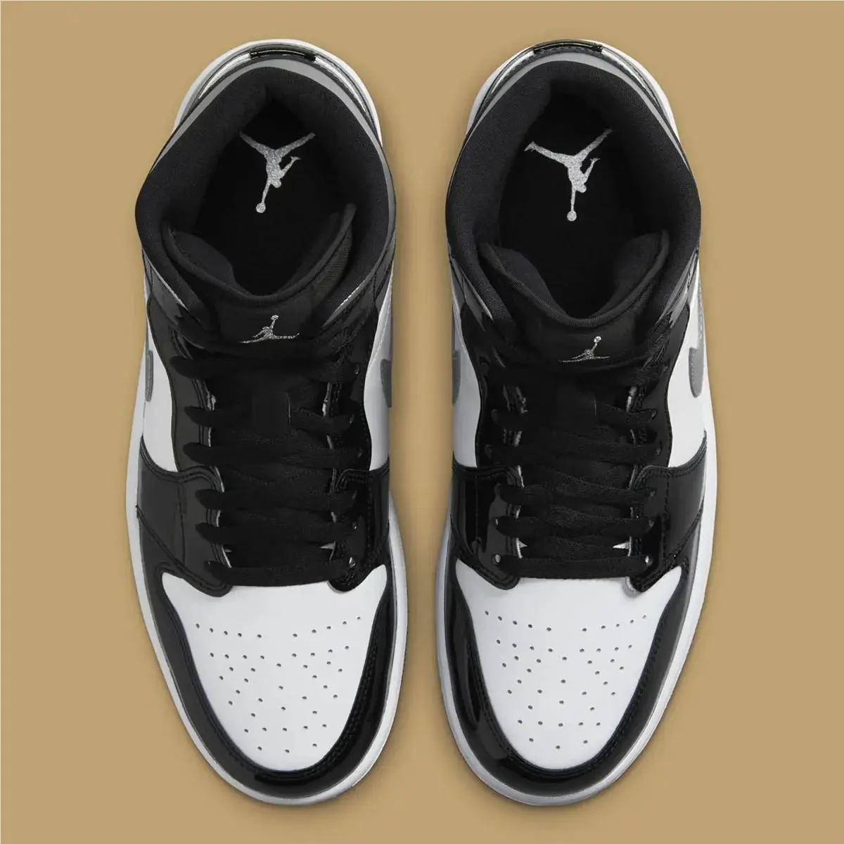 Nike shoes - Nike Air Jordan 1 - Air - HV0789-010 - Black/White/Metallic Gold/Metallic Silver 10