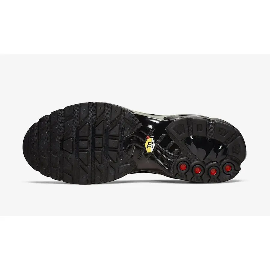 Nike shoes - Nike Air Max Plus - Air Max Plus - CJ9696 001 - Black/Metallic Gold 3