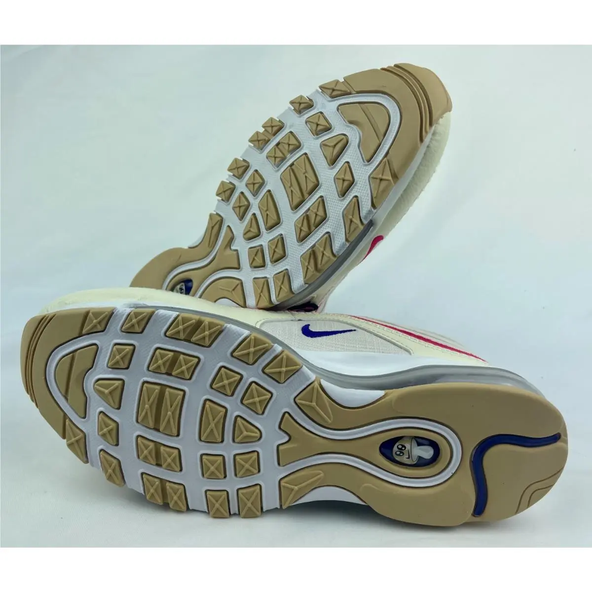 Nike shoes - Coconut milk 7