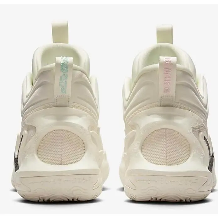 Nike shoes - Coconut Milk, Black, Atmosphere 8
