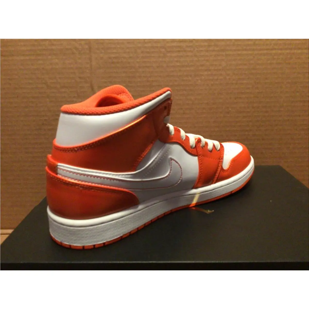 Nike shoes - Nike Air Jordan 1 - Air - Orange 2