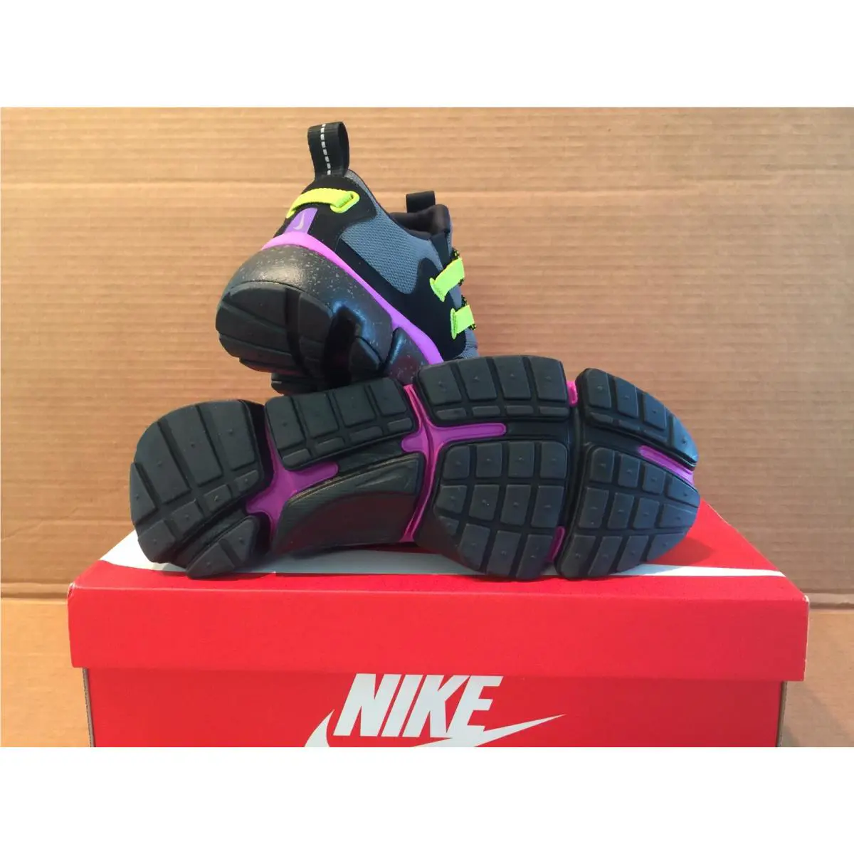 Nike shoes - Nike Pockeknife DM SU hyper-violet - Black 0