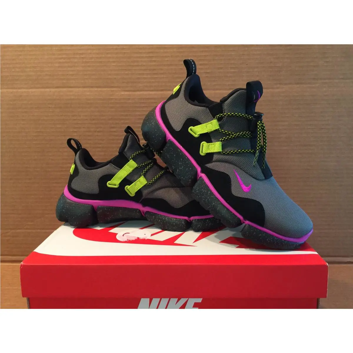 Nike shoes - Nike Pockeknife DM SU hyper-violet - Black 1