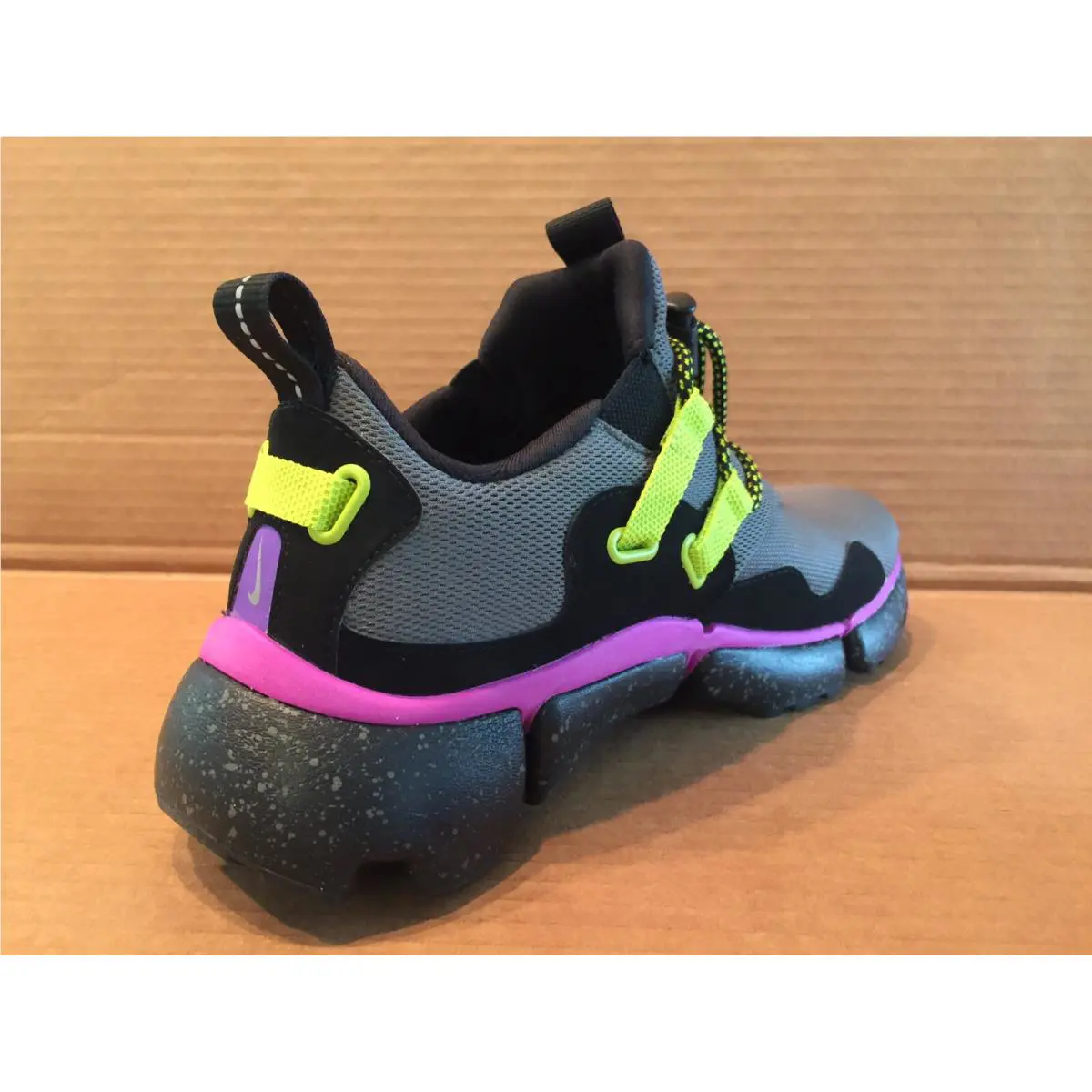 Nike shoes - Nike Pockeknife DM SU hyper-violet - Black 2