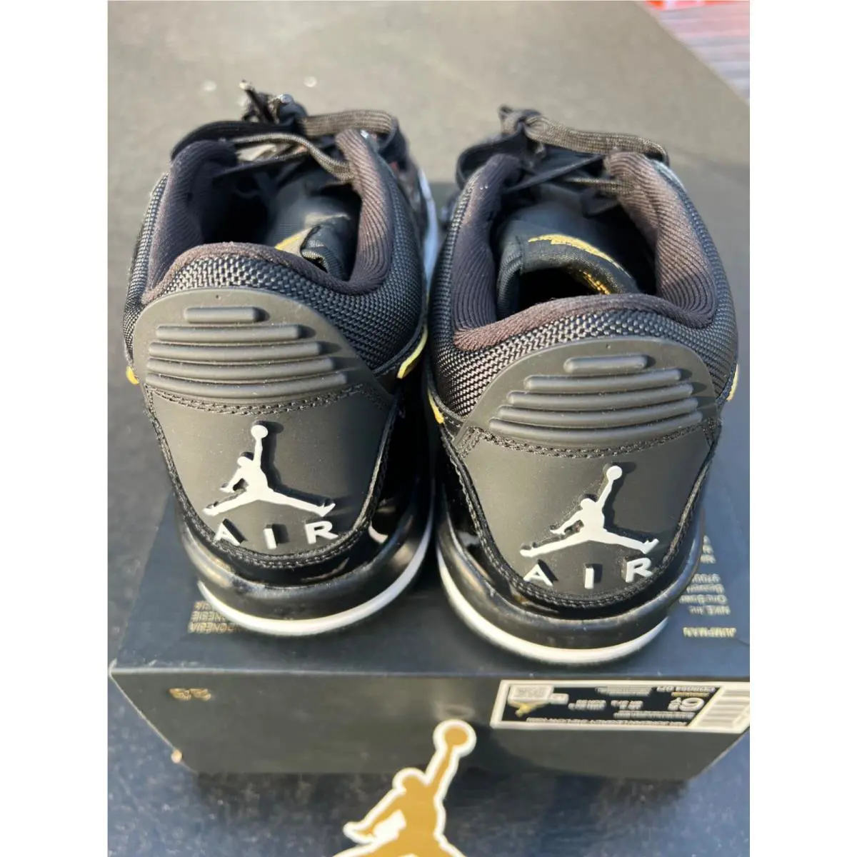 Nike shoes - Jordan Legacy 312 - Legacy - Black/White/Metallic Gold 10