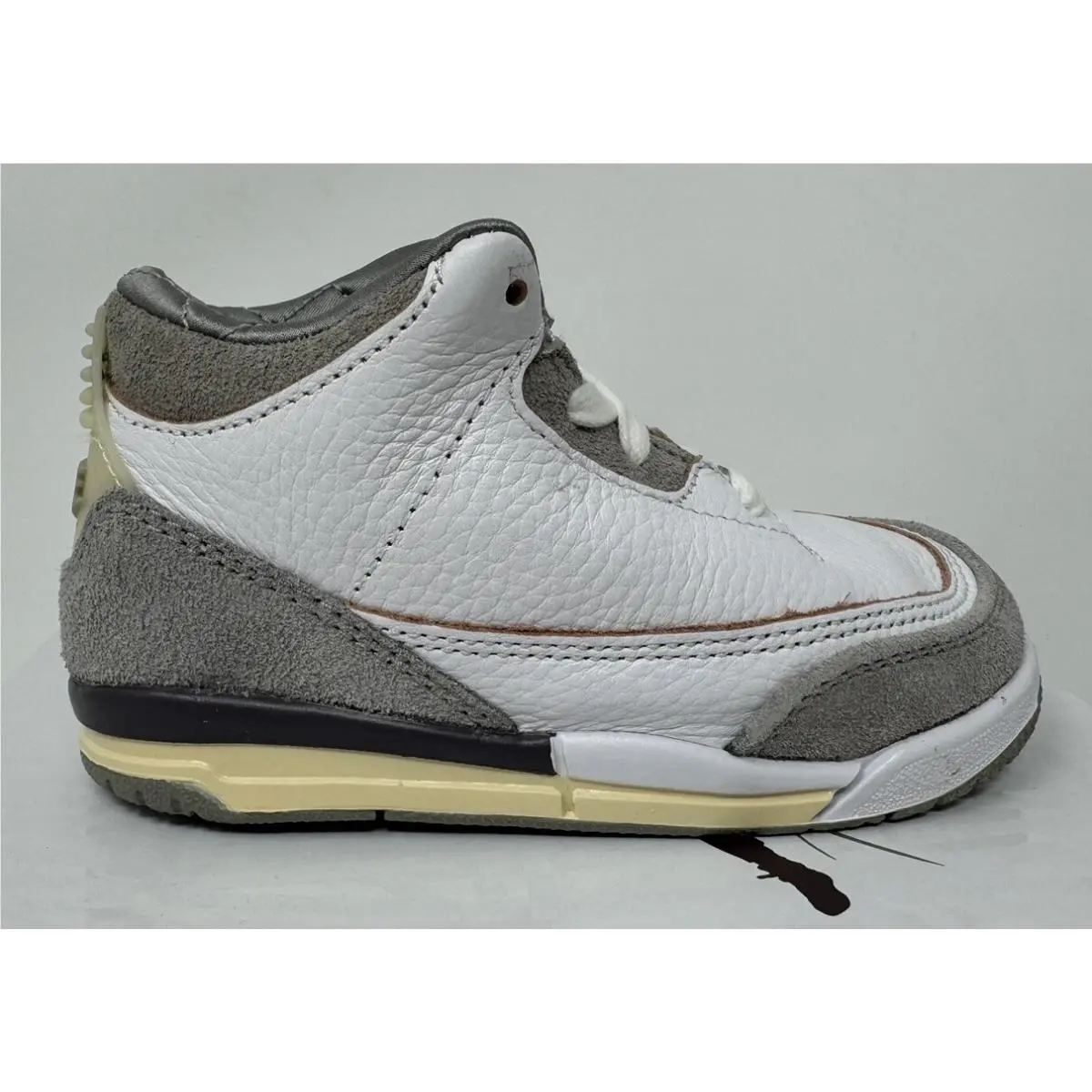 Nike shoes - Air Jordan 3 - Air - White 5