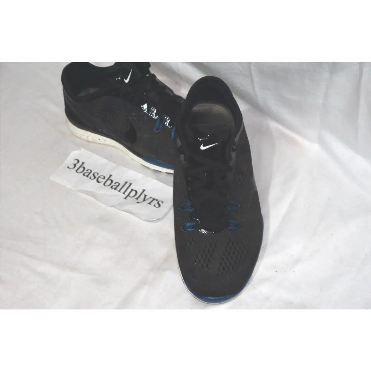 Nike shoes - Black 1