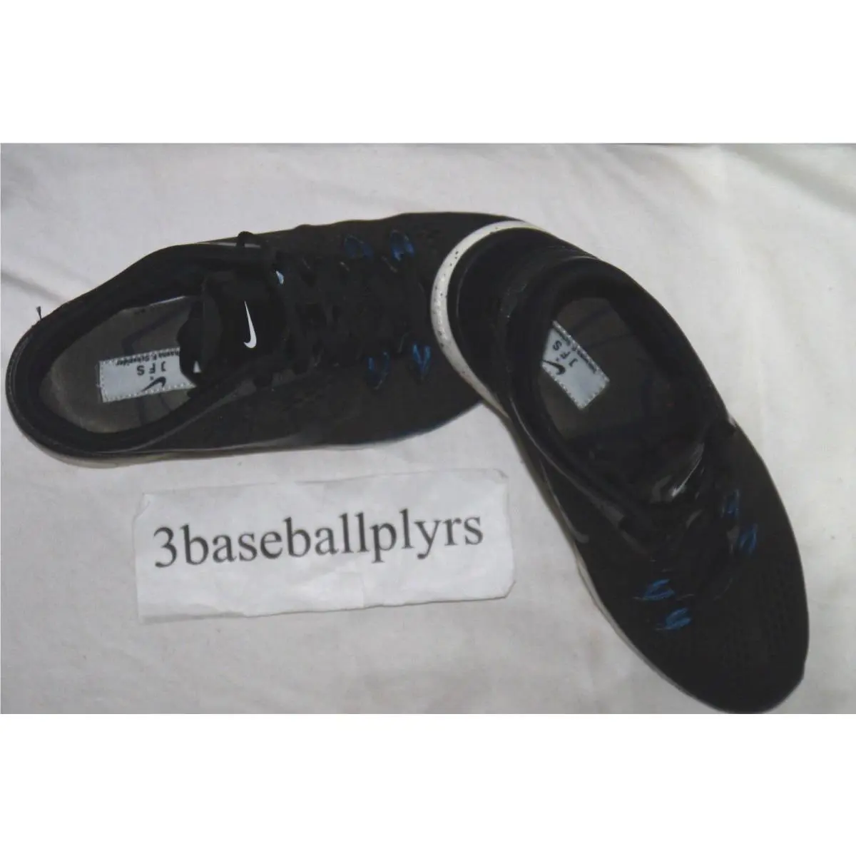 Nike shoes - Black 2