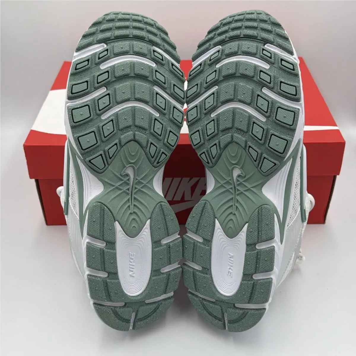Nike shoes - Nike V5 RNR - RNR - HQ7901-103 - White 7