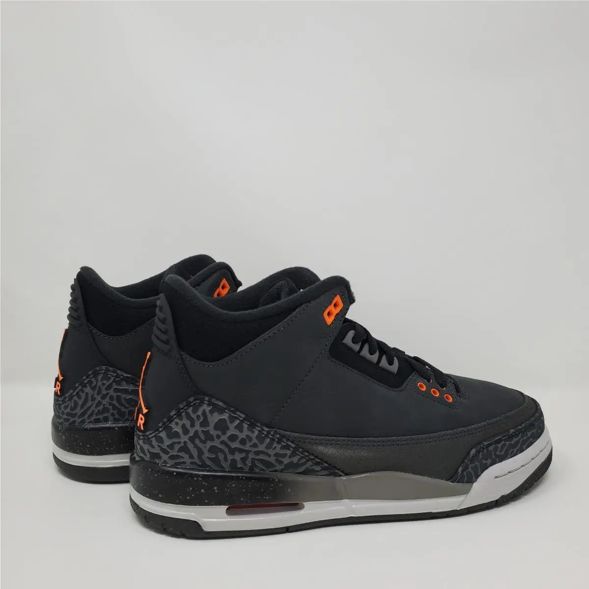 Nike shoes - Air Jordan 3 Retro - Air Retro - Black 5