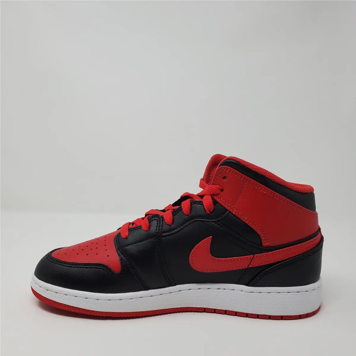 Nike shoes - Air Jordan 1 Mid - Air Mid - Red 7