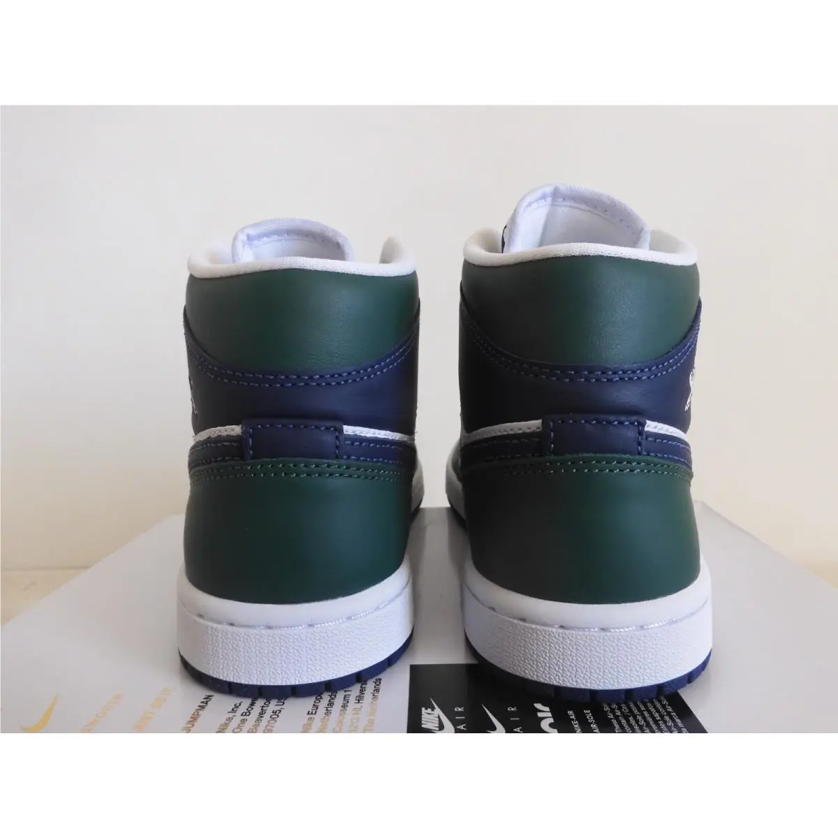 Nike shoes - Air Jordan 1 Mid SE - DZ5326-300 - Green (UPC: 196152927941) 3