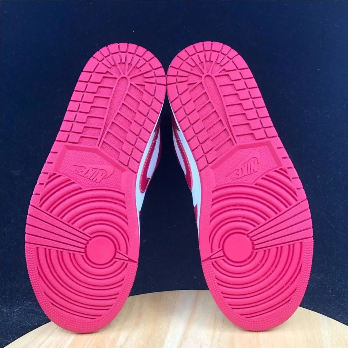 Nike shoes - Red 6