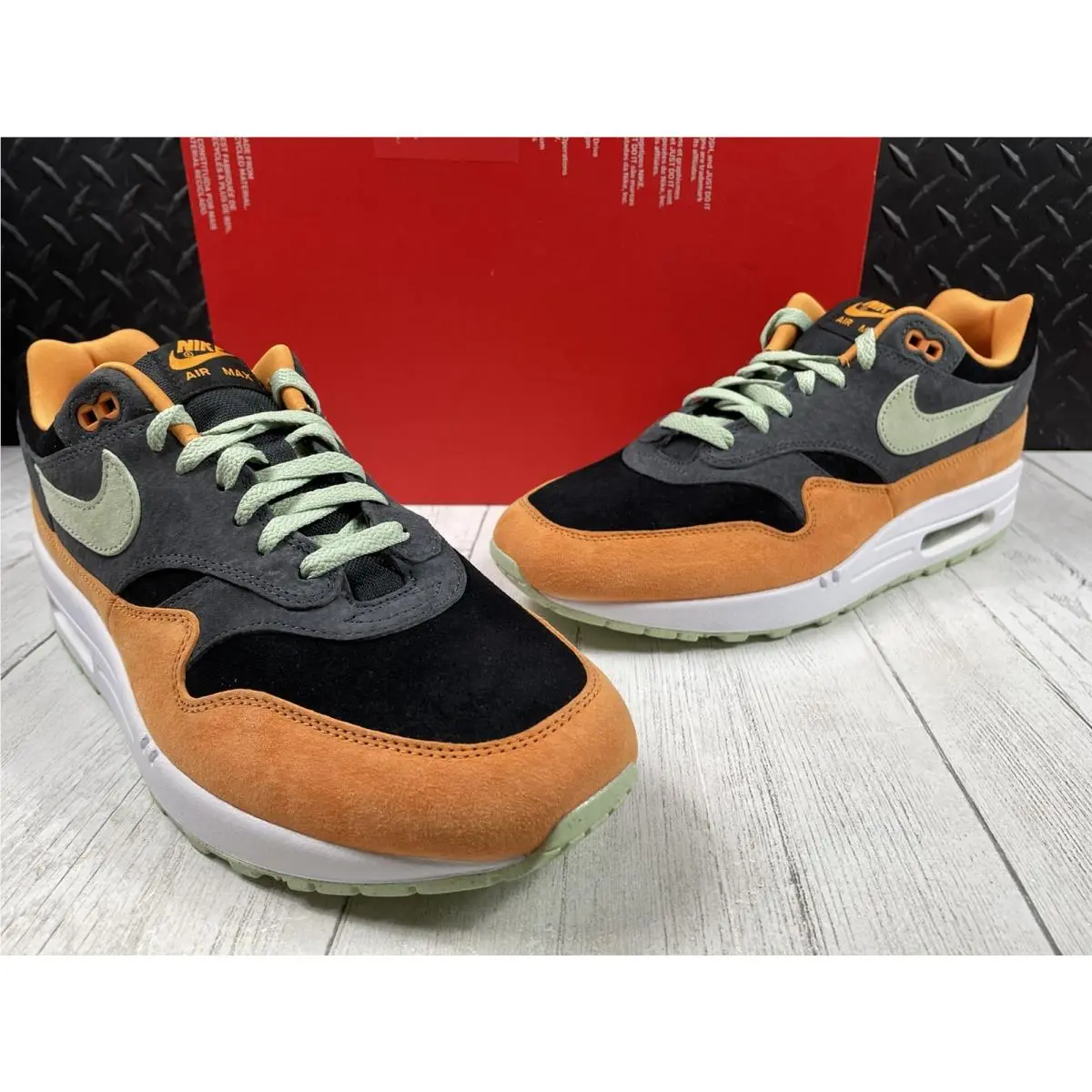 Size 11.5-New Nike Air Max 1 Ugly Duckling Anthracite/honey Dew-black Dz0482-001