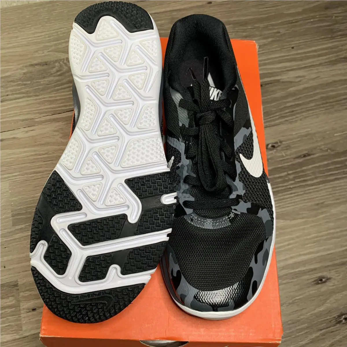 Nike shoes - Flex TR Control - Flex Control - Black 1