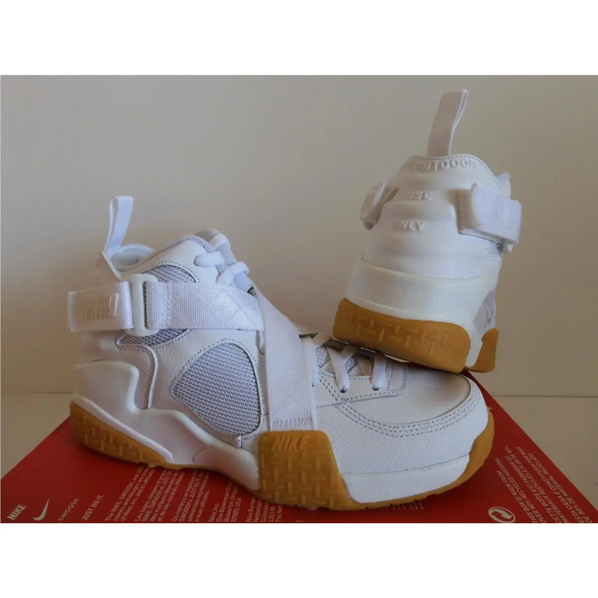 Nike shoes - Nike Air Raid - Air Raid - White (UPC: 194958302726) 0