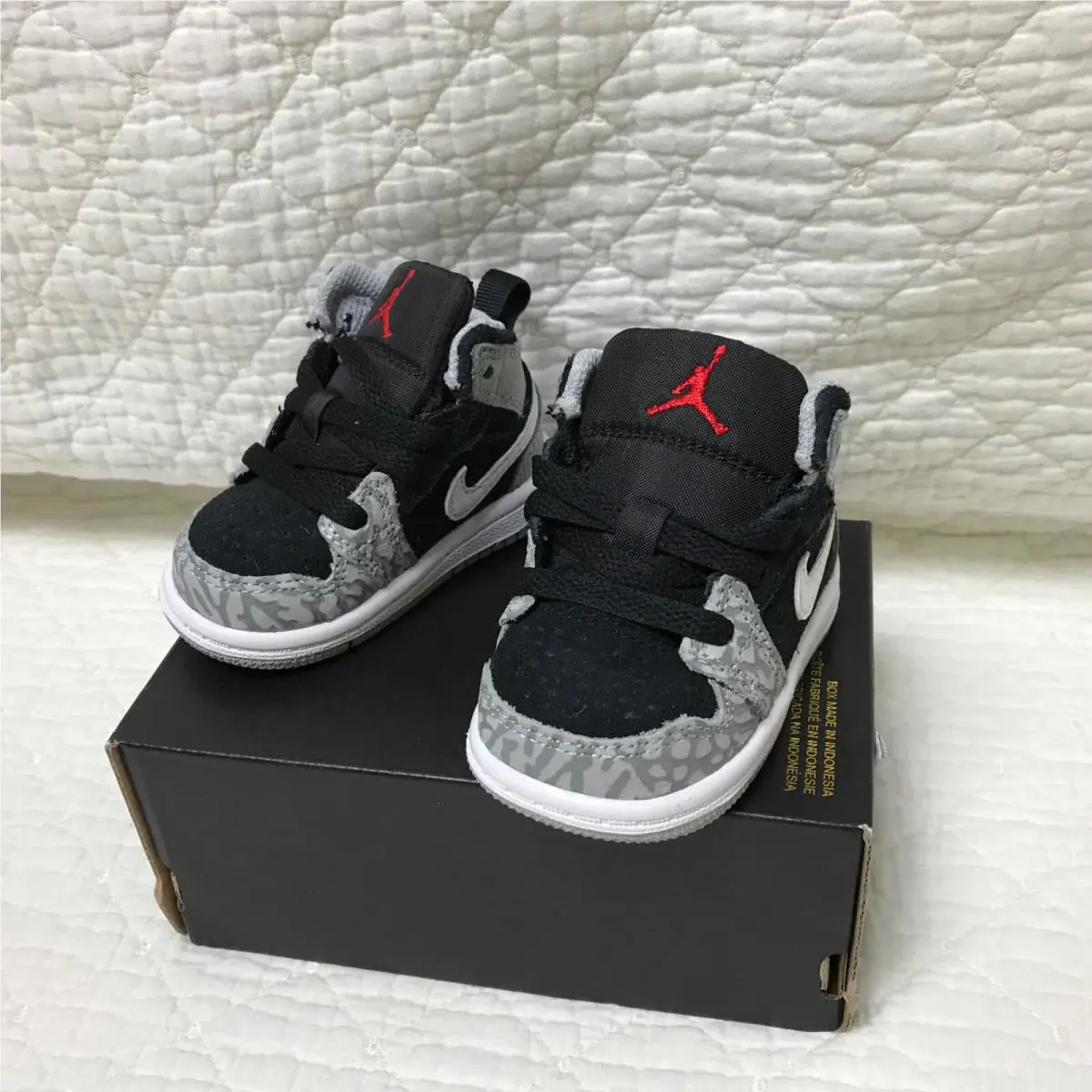Nike shoes - Jordan 1 MID SE (TD) - Black/Gray 6