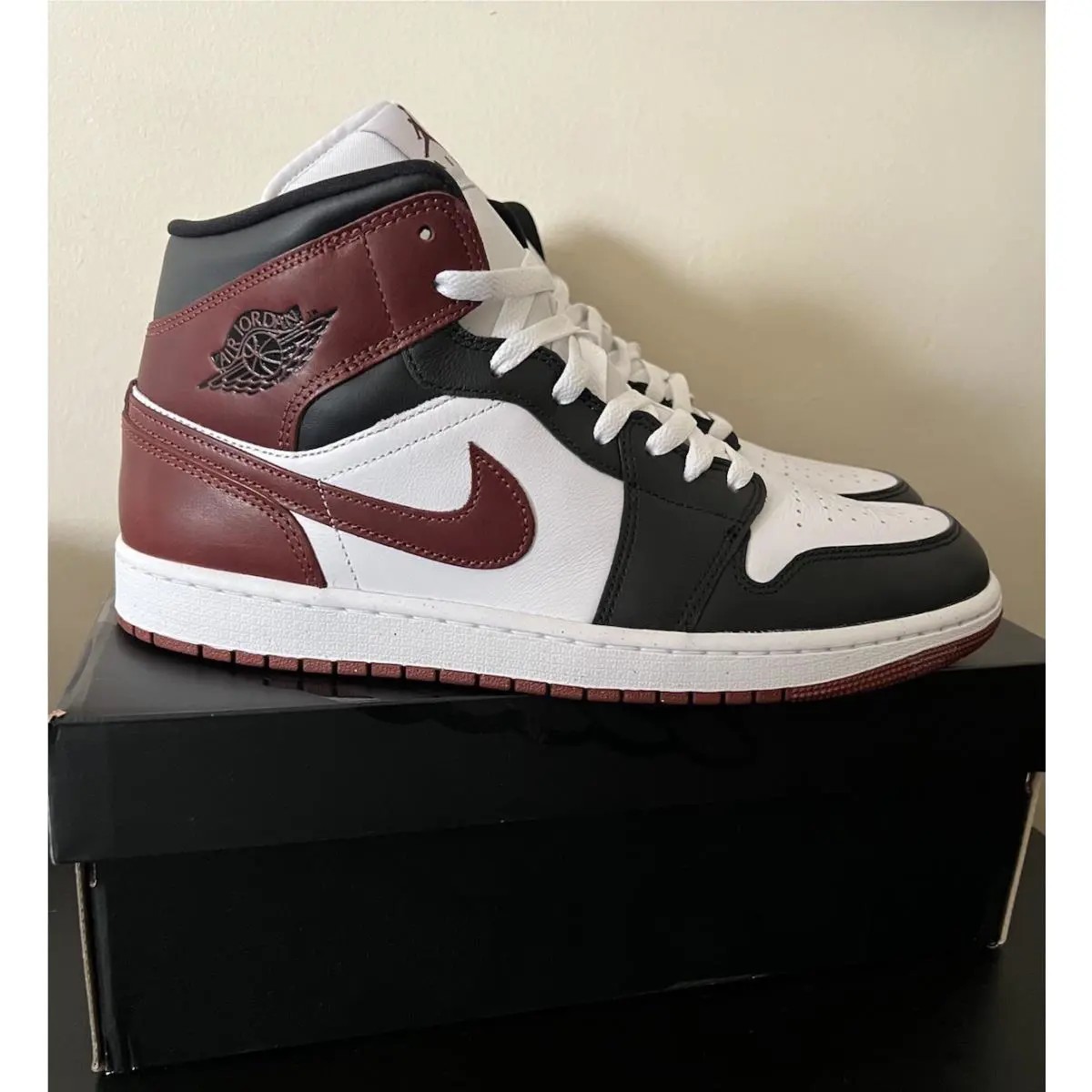 Nike shoes - Nike Air Jordan 1 - Air - HF3216-102 - Dark Pony/White/Black 0