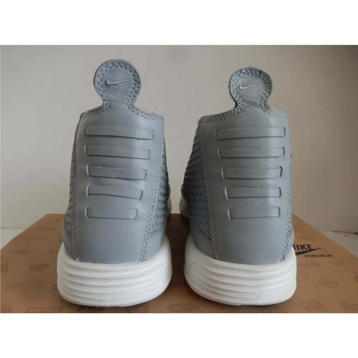 Nike shoes - Nike Lunar Chukka Woven - Lunar Chukka Woven - Silver (UPC: 883419663628) 2