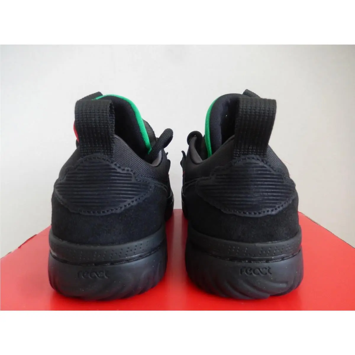 Nike shoes - Jordan 1 - Black (UPC: 193655924859) 2