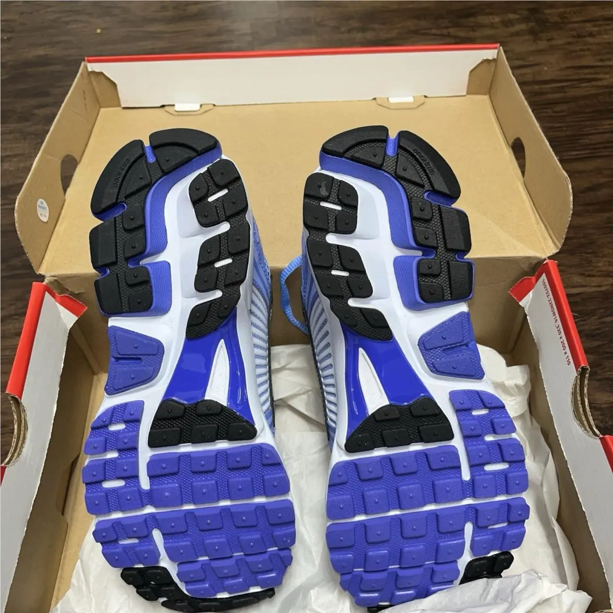 Nike shoes - Nike Zoom Vomero 5 - Zoom Vomero - FJ2028-400 - Royal Pulse / Football Grey / Persian Violet / Metallic Platinum (UPC: 197600778122) 4