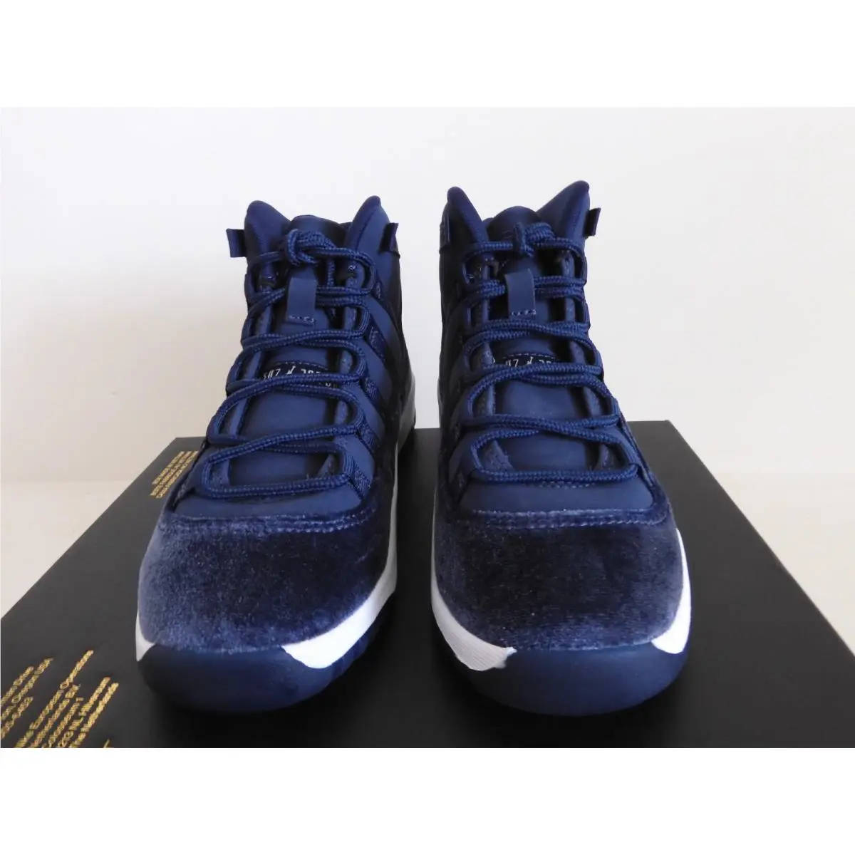 Nike shoes - Air Jordan 11 - Air - Blue (UPC: 196151896767) 1