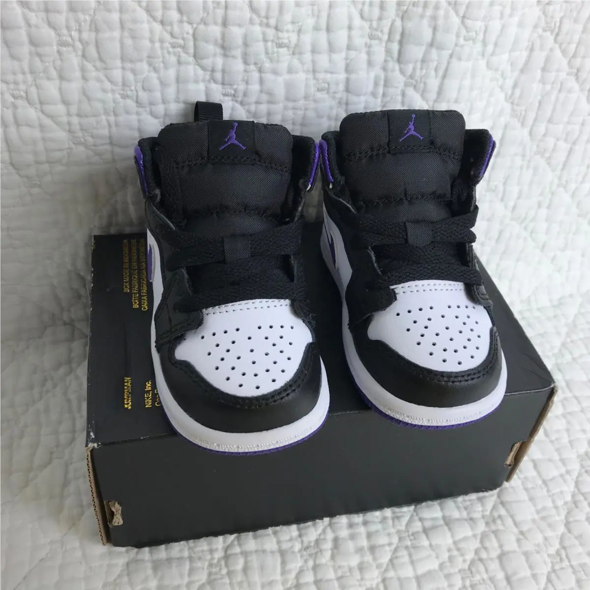 Nike shoes MID - black/Dark Iris white 3