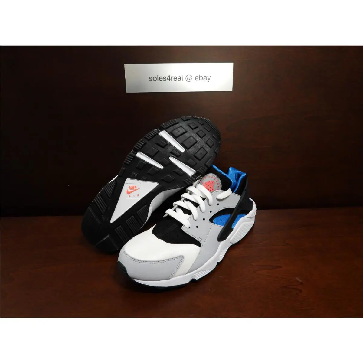 DS Nike Air Huarache Size 9 Hero Blue Grey Summit White