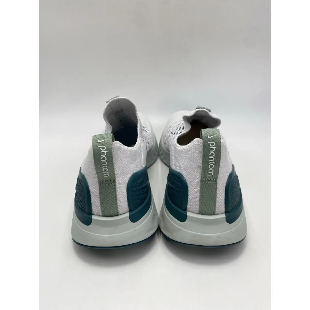 Nike shoes - Nike React Phantom - React Phantom - DO6698 001 - Platinum Tint/Ligth Silver (UPC: 195244813469) 4
