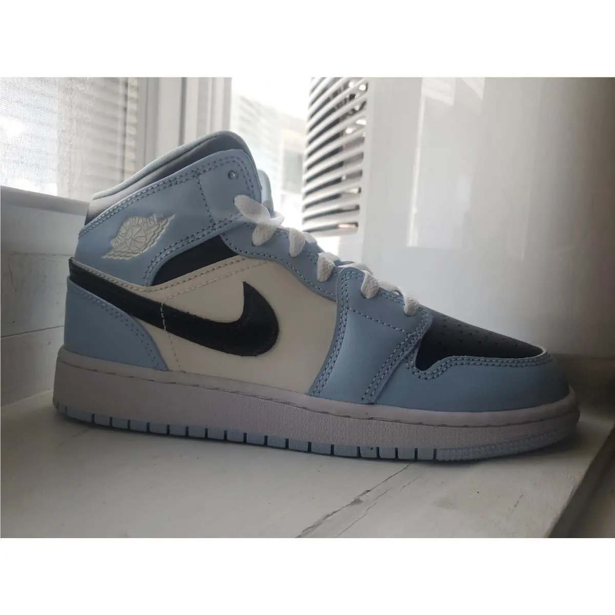 Nike shoes - Nike Air Jordan 1 - Air - 555112-401 - Blue 0