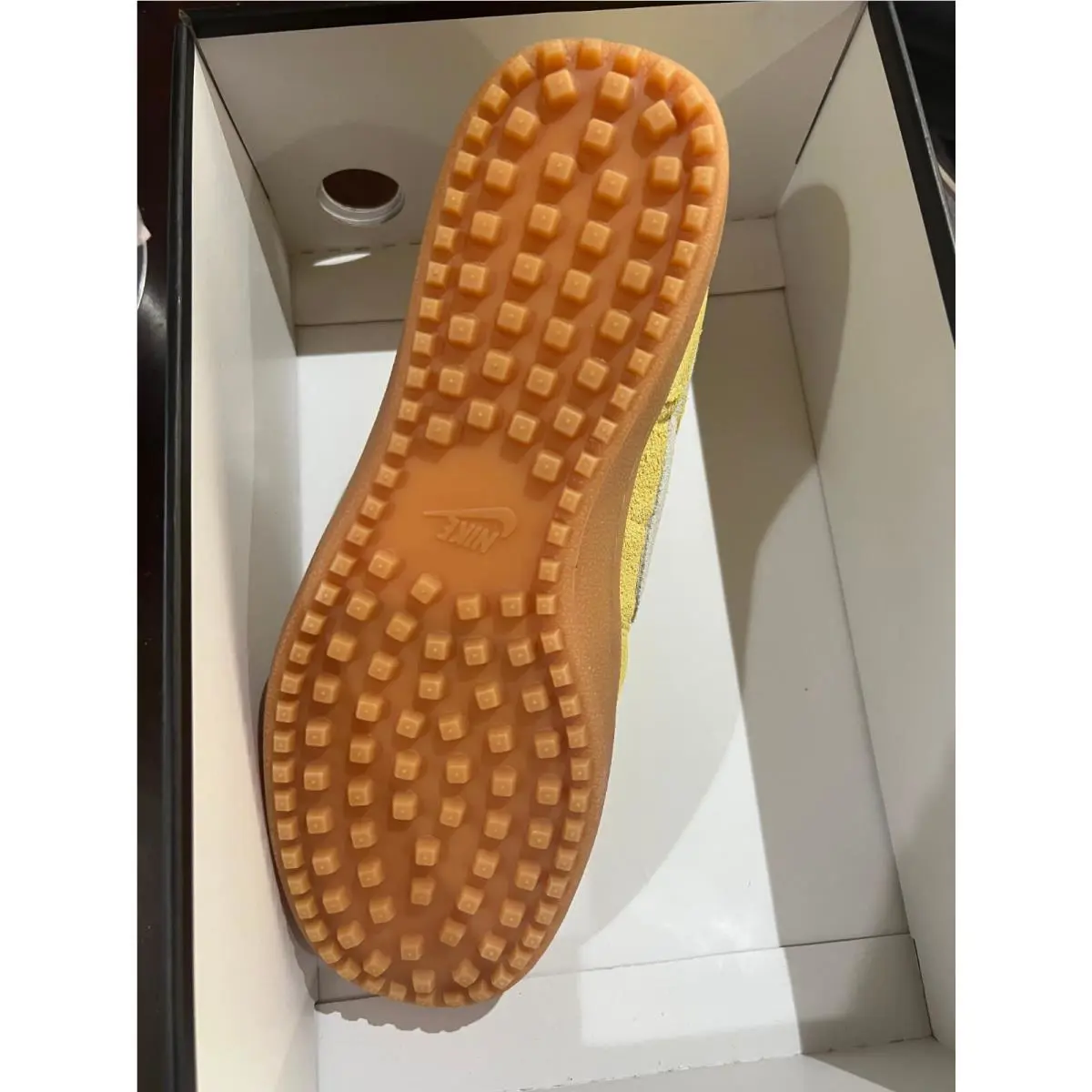 Nike shoes - SOFT YELLOW/WHITE 5