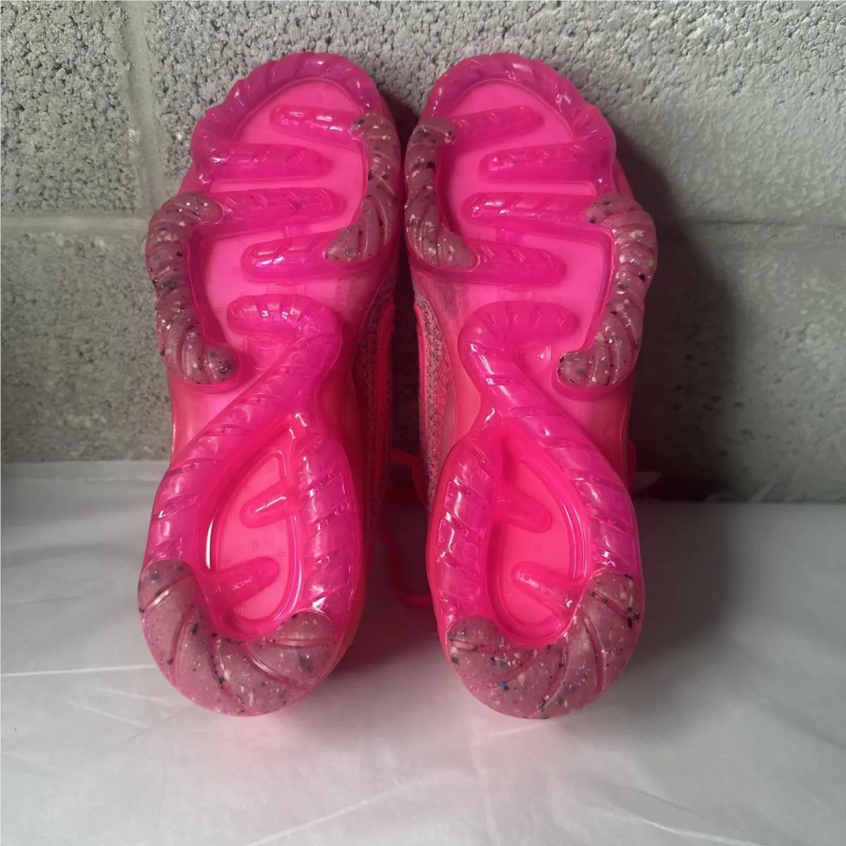Nike shoes - Nike Air Vapormax Flyknit 2021 - DZ5195 600 - Pink (UPC: 196152630858) 3