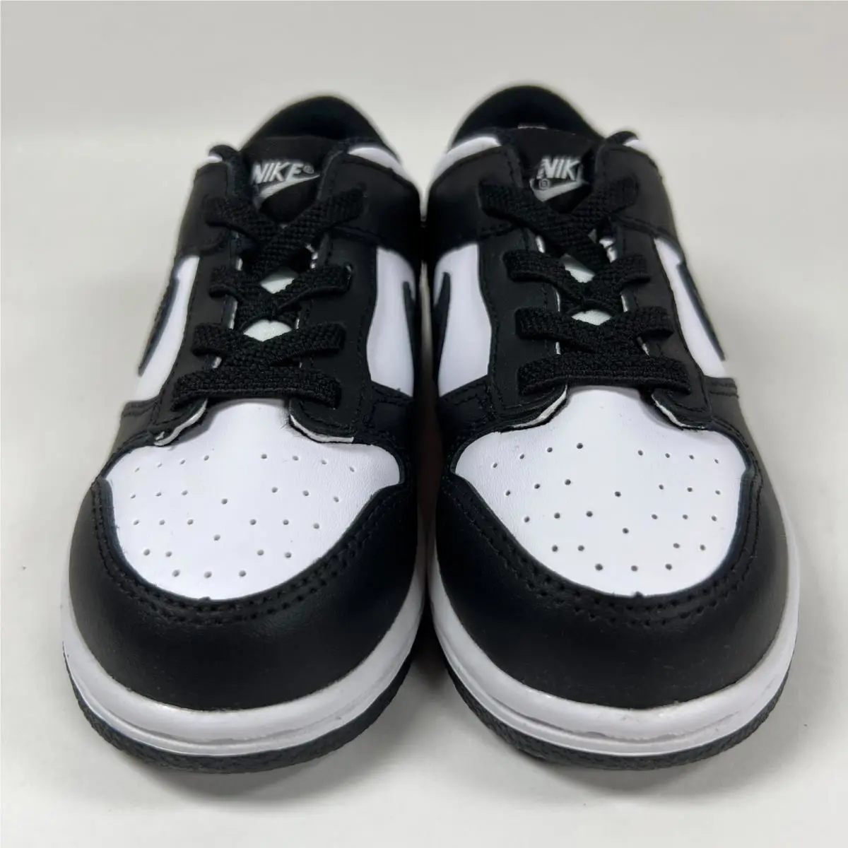 Nike shoes - Black 1