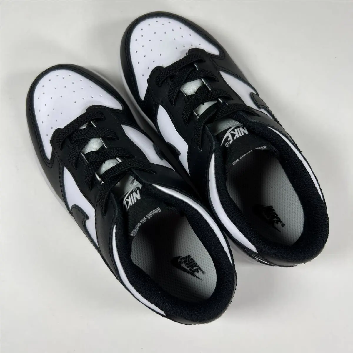 Nike shoes - Black 3