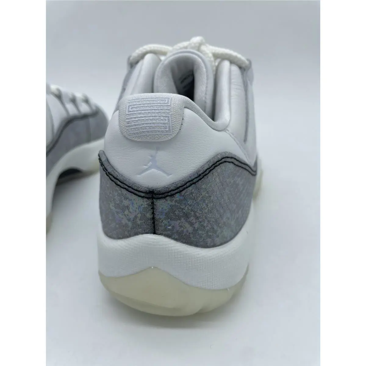 Nike shoes - Air Jordan 11 Low - Air Low - 7000 - White 9