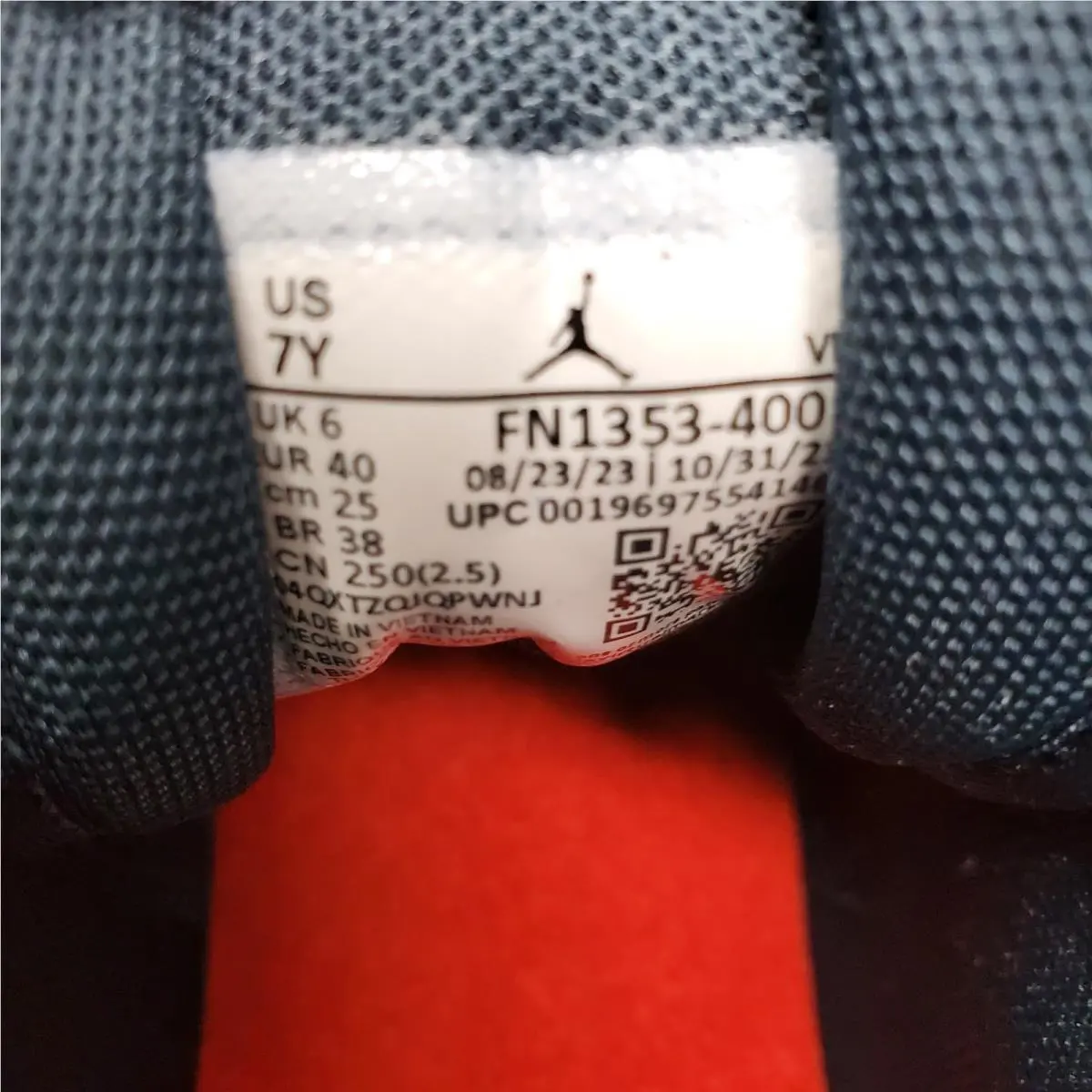 Nike shoes - Air Jordan 1 Mid SE GS - Blue 8