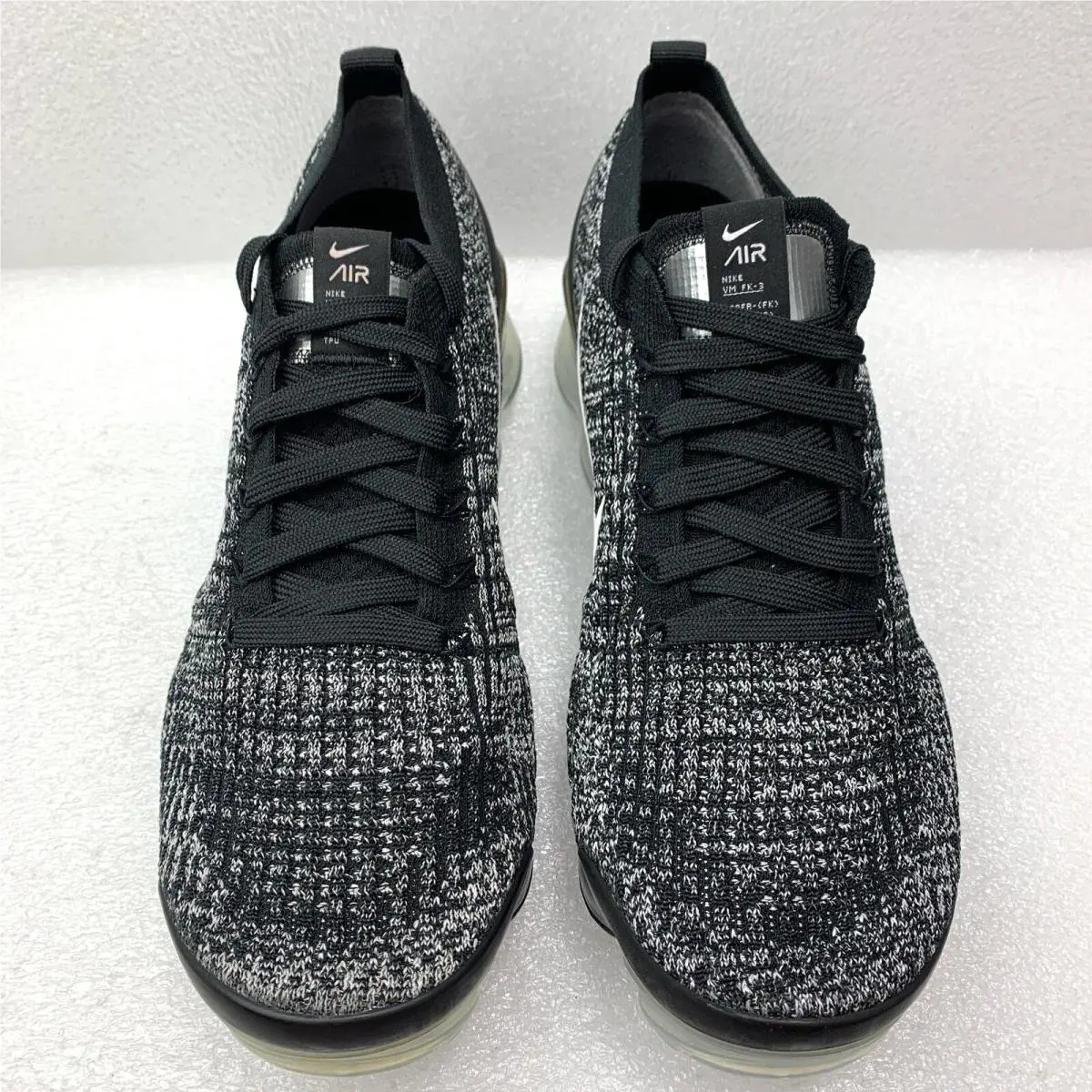 Nike shoes - Black 1