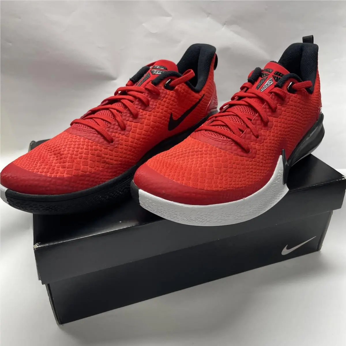 Nike Mamba Focus AJ5899-600 University Red Basketball Shoes Men`s 11 Women 12.5