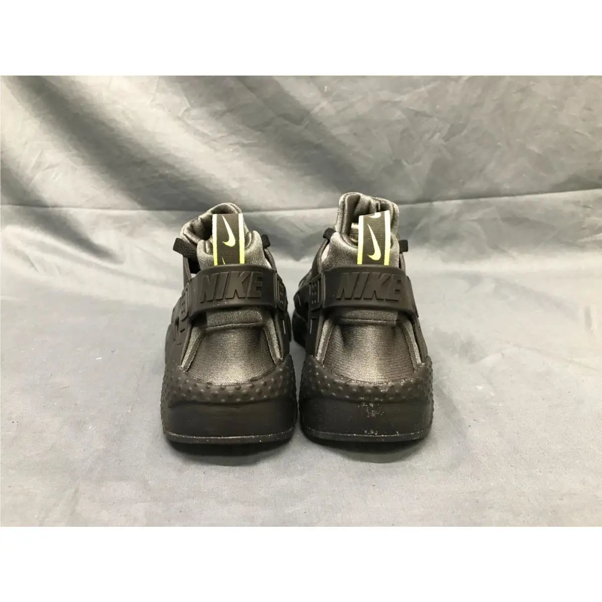 Nike shoes - Nike Huarache Run - Huarache Run - Grey (UPC: 196152638373) 5