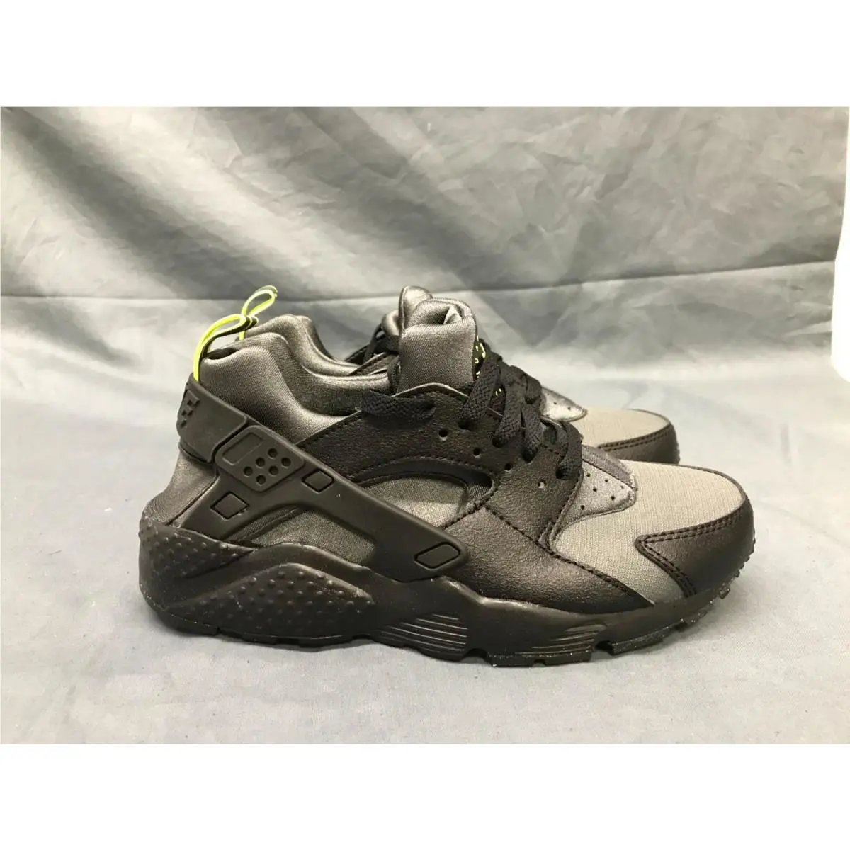 Nike shoes - Nike Huarache Run - Huarache Run - Grey (UPC: 196152638373) 7