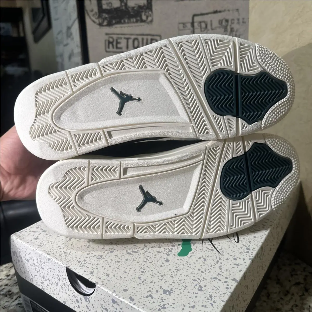 Nike shoes - Air Jordan 4 - Air - FQ7940-300 - Green 3