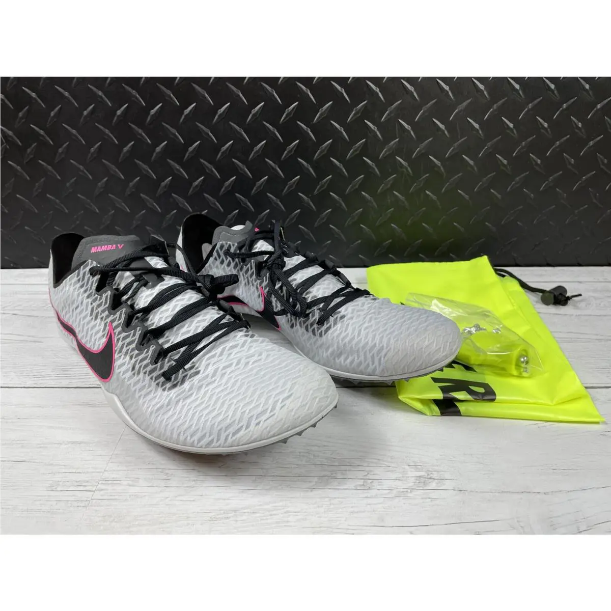 Nike shoes - Nike Zoom Mamba V - Zoom Mamba - AJ1697-002 - Silver, Manufacturer: Pure Platinum (UPC: 193151985835) 1
