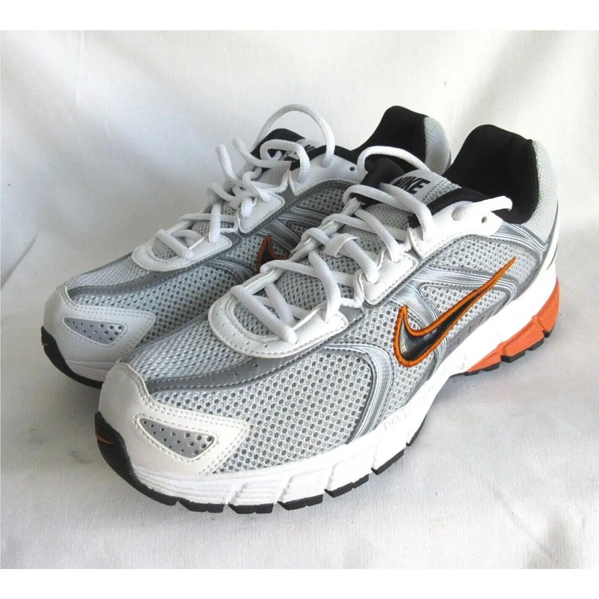 Nike shoes - 324565001 - 324565-001 - White 1